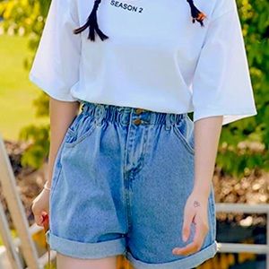 Never-worn Plaid and Plain paper bag shorts💙